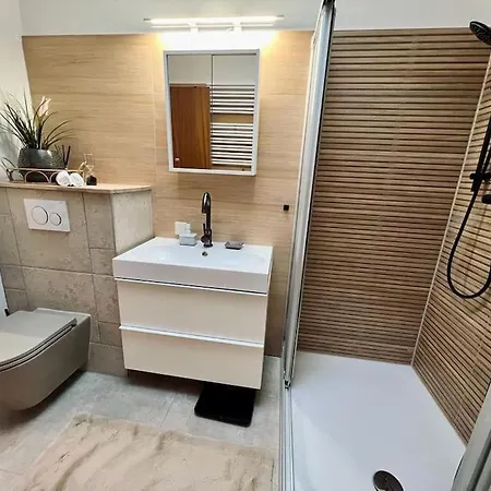 Wohnen Im Schwarzwald Mit Panoramablick * باد هيرنالب