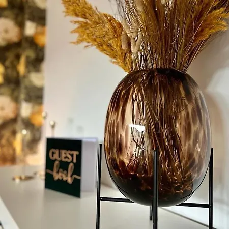 Wohnen Im Schwarzwald Mit Panoramablick * باد هيرنالب